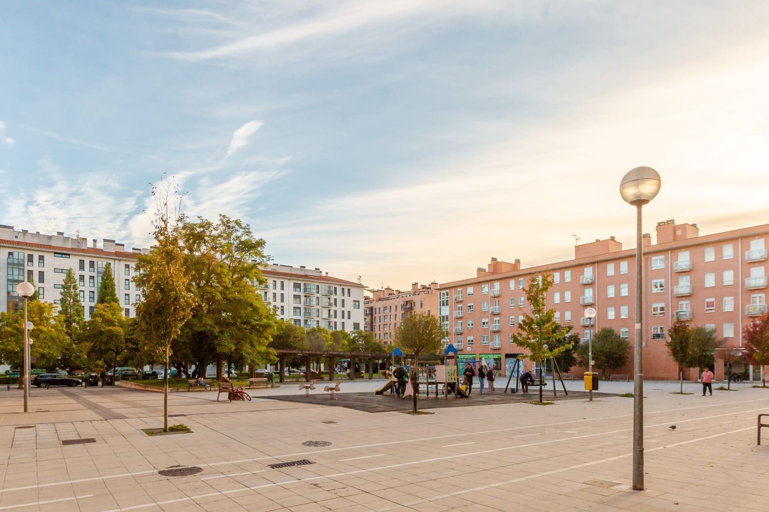 2 slaapkamer Flat te koop in Pamplona met garage - € 259.900 (Ref: 10174463)