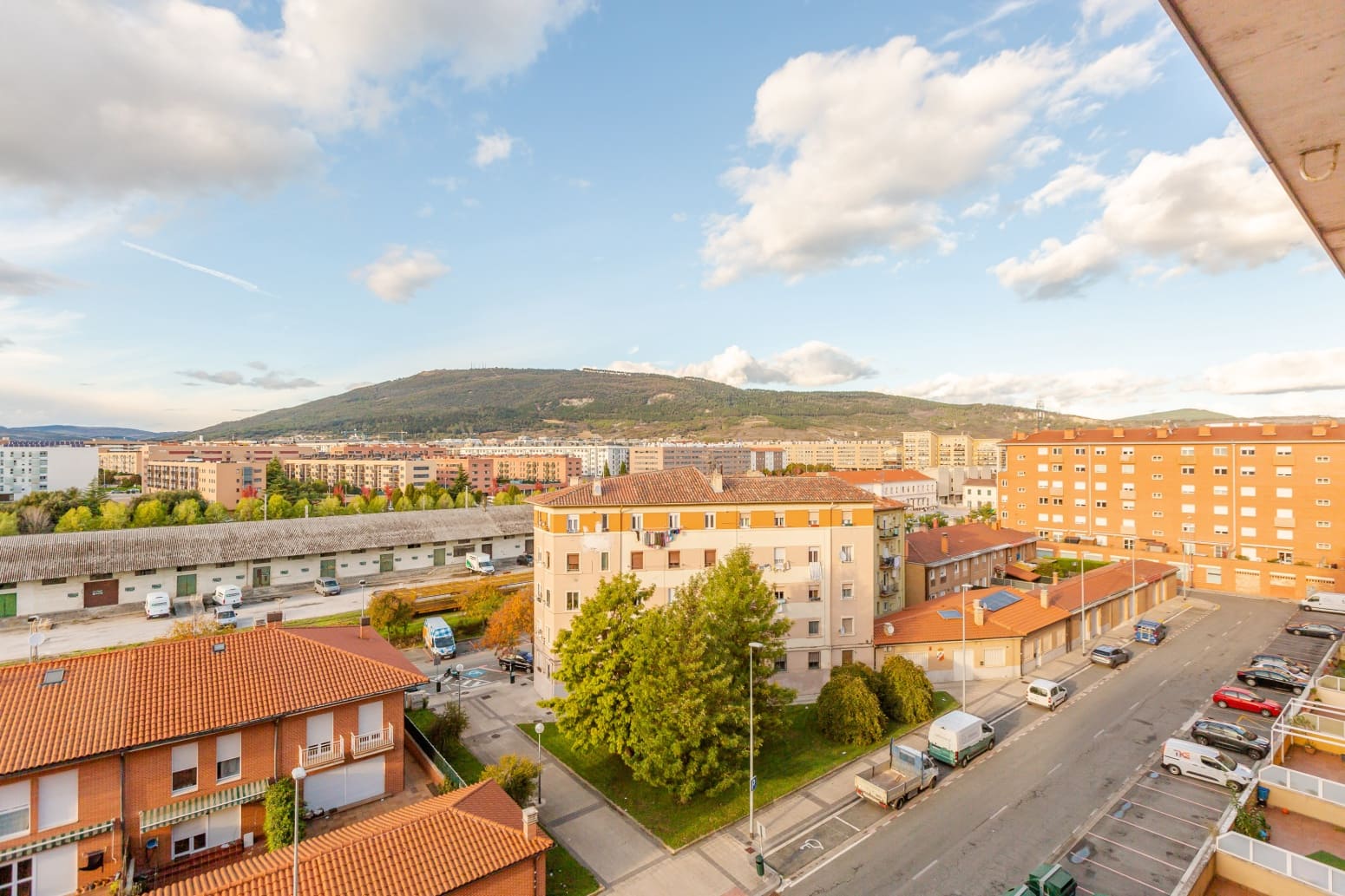 2 slaapkamer Flat te koop in Pamplona met garage - € 259.900 (Ref: 10174463)