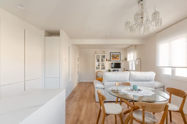 2 slaapkamer Flat te koop in Pamplona - € 247.000 (Ref: 10176909)