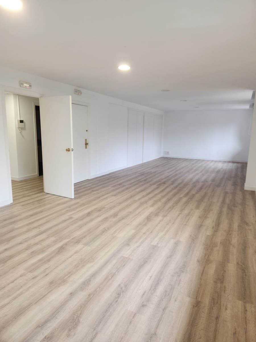 Kontor til leje i Pamplona / Iruna - € 700 (Ref: 4851018)