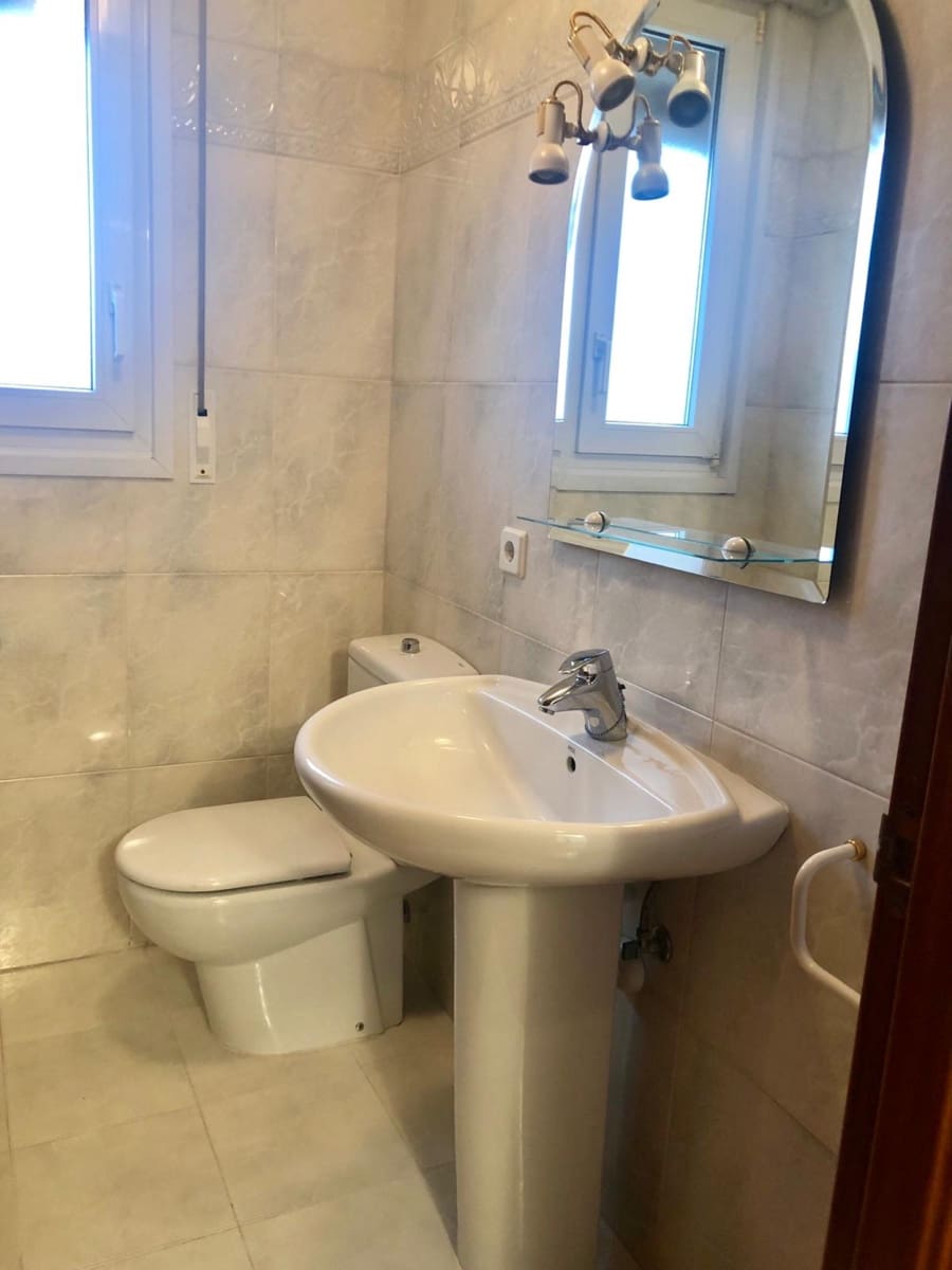 2 soveværelse Lejlighed til leje i Pamplona / Iruna med garage - € 1.000 (Ref: 5082432)