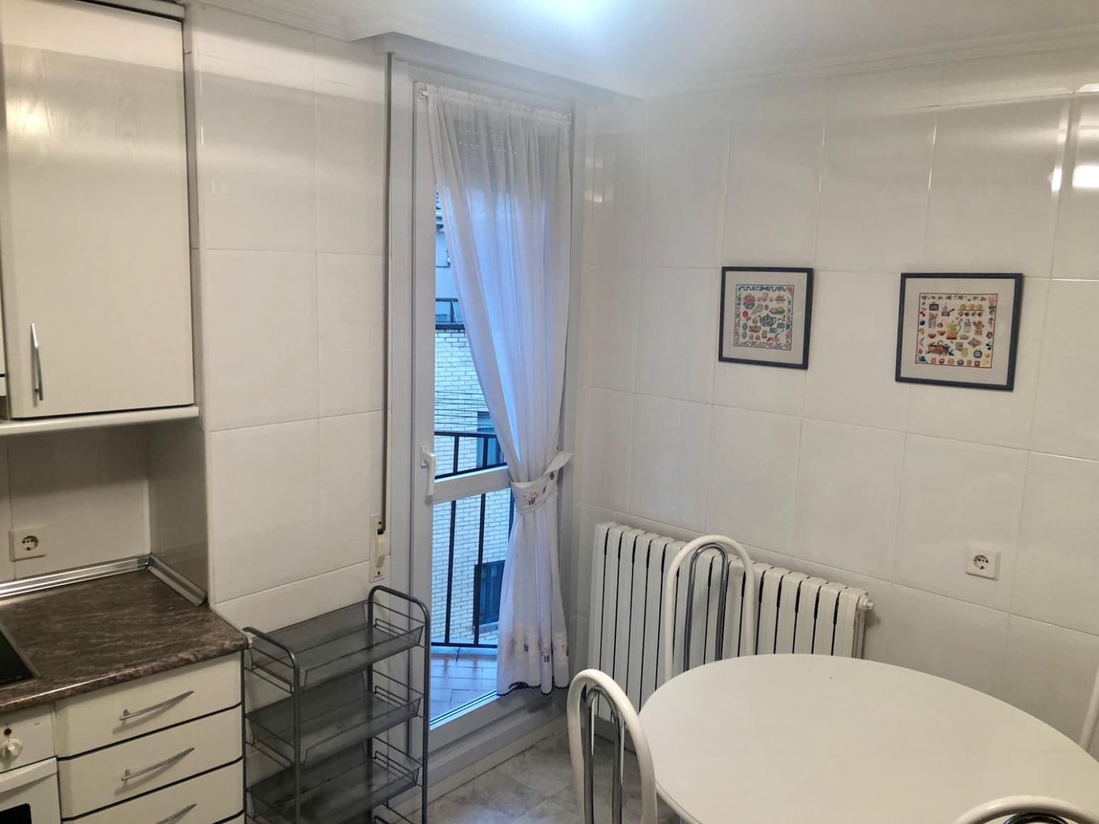 2 soveværelse Lejlighed til leje i Pamplona / Iruna med garage - € 1.000 (Ref: 5082432)