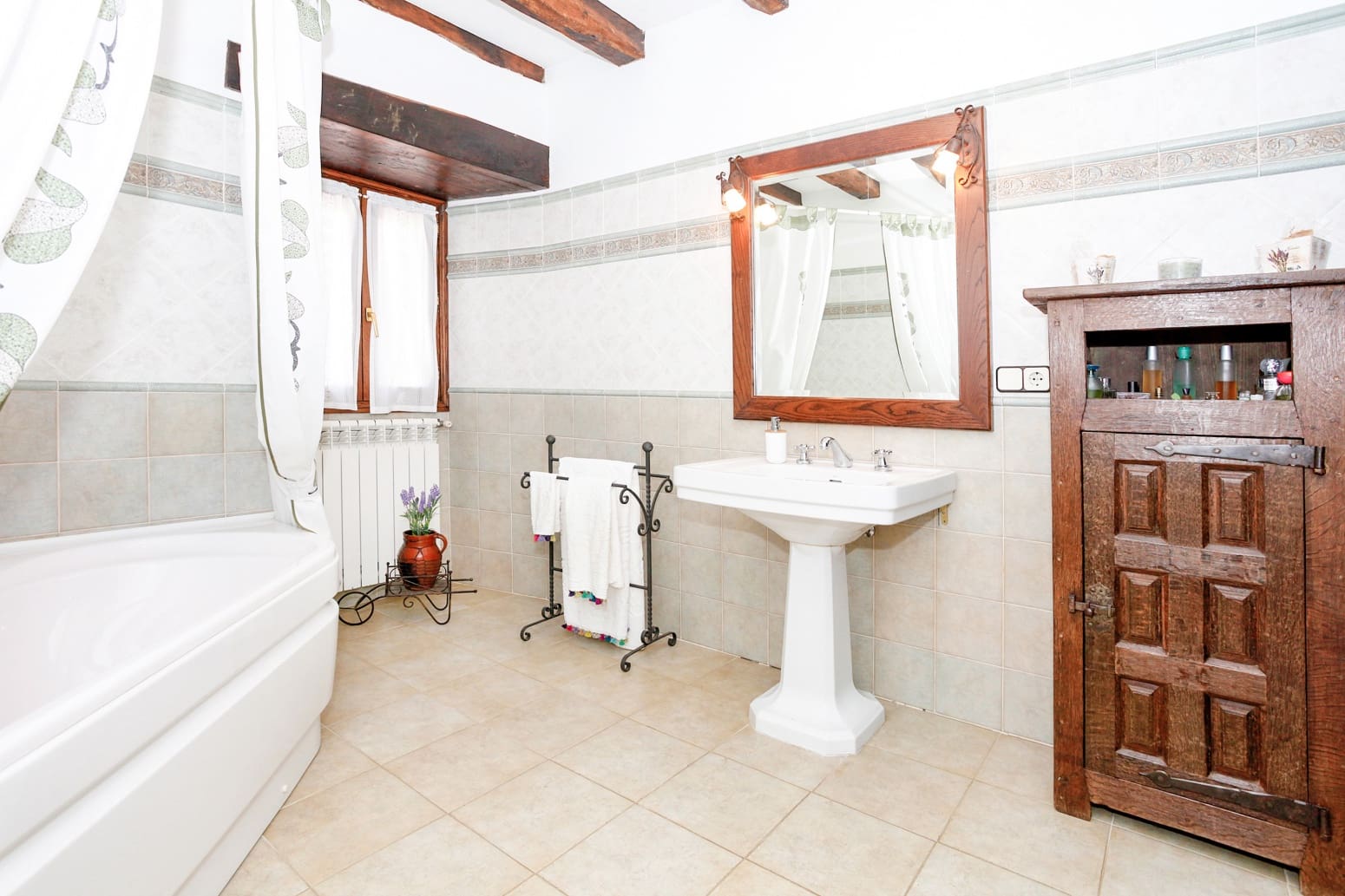 4 soveværelse Villa til salg i Basaburua med garage - € 650.000 (Ref: 5299422)