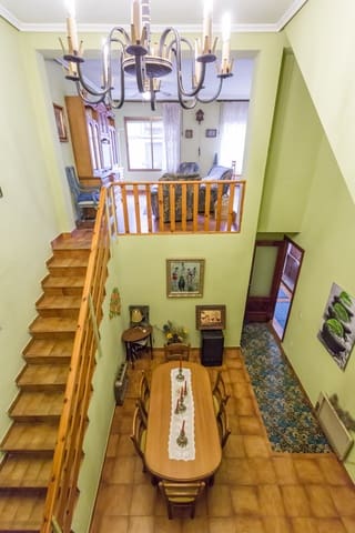 5 bedroom Villa for sale in Sartaguda with garage - € 110,000 (Ref: 6640824)