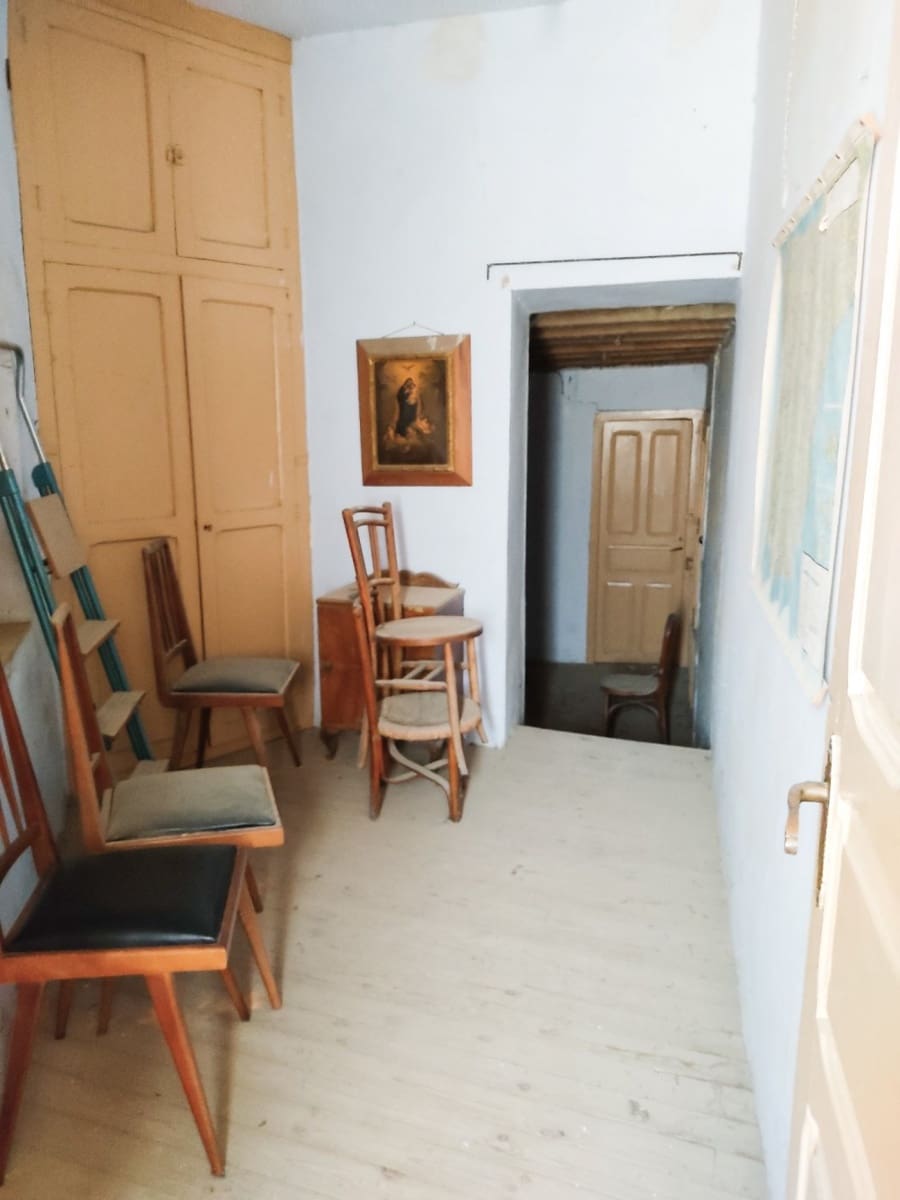 4 soveværelse Villa til salg i Murillo el Fruto med garage - € 154.000 (Ref: 6649773)