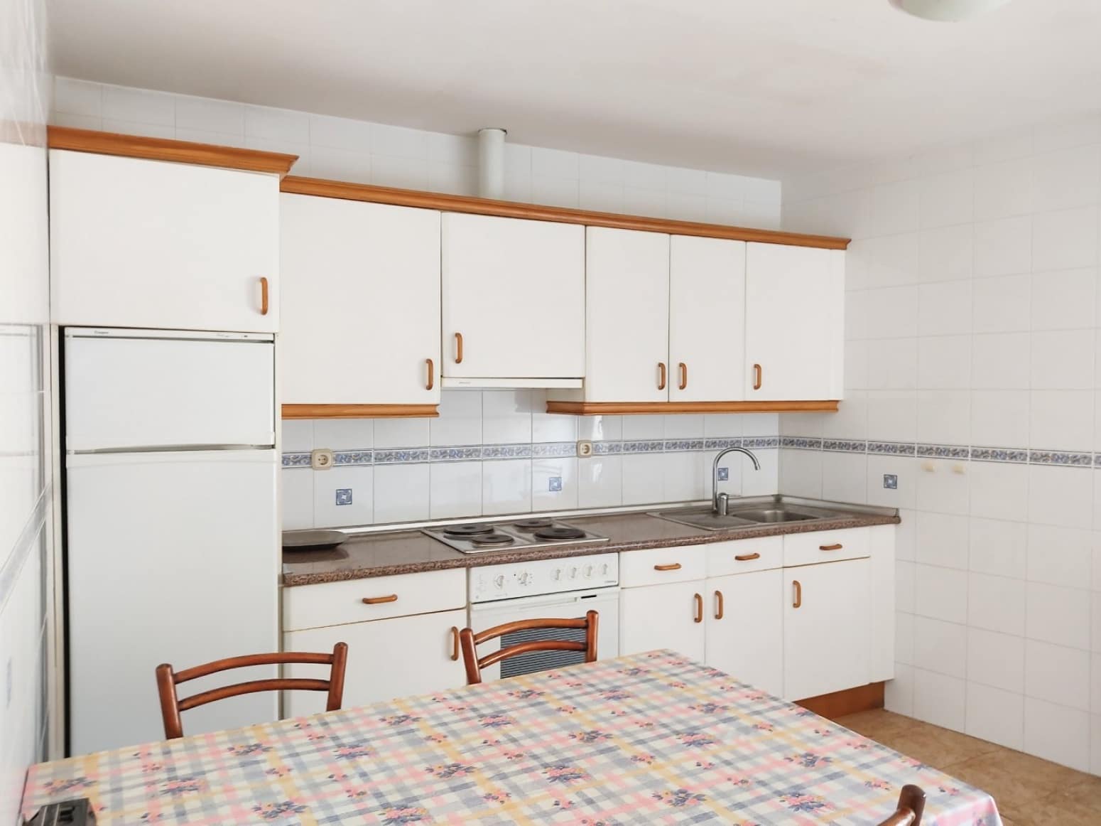 4 soveværelse Villa til salg i Murillo el Fruto med garage - € 154.000 (Ref: 6649773)