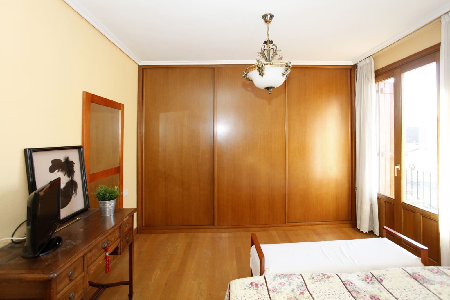 3 bedroom Villa for sale in Basaburua with garage - € 280,000 (Ref: 6652204)