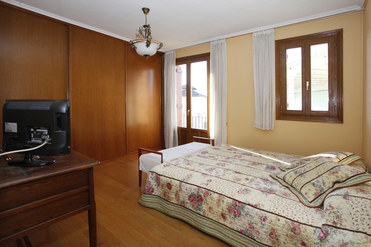 3 bedroom Villa for sale in Basaburua with garage - € 280,000 (Ref: 6652204)