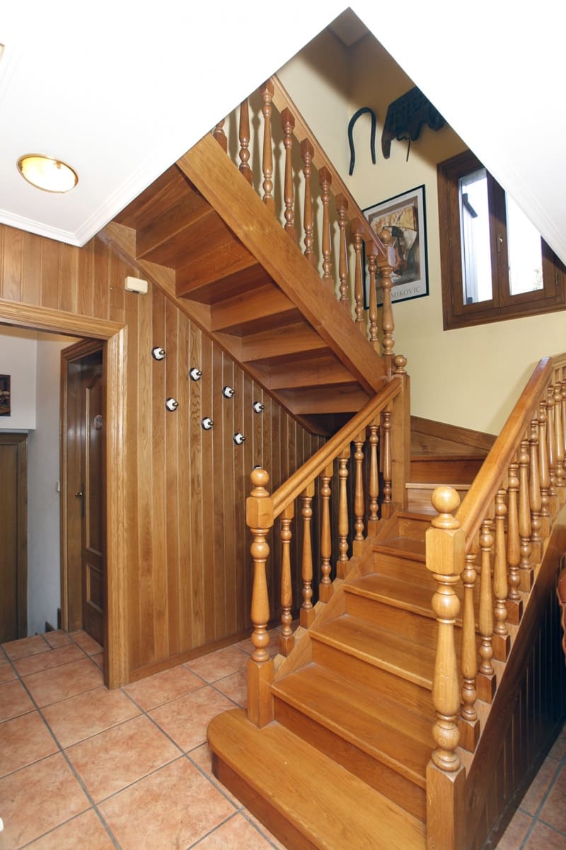 3 bedroom Villa for sale in Basaburua with garage - € 280,000 (Ref: 6652204)