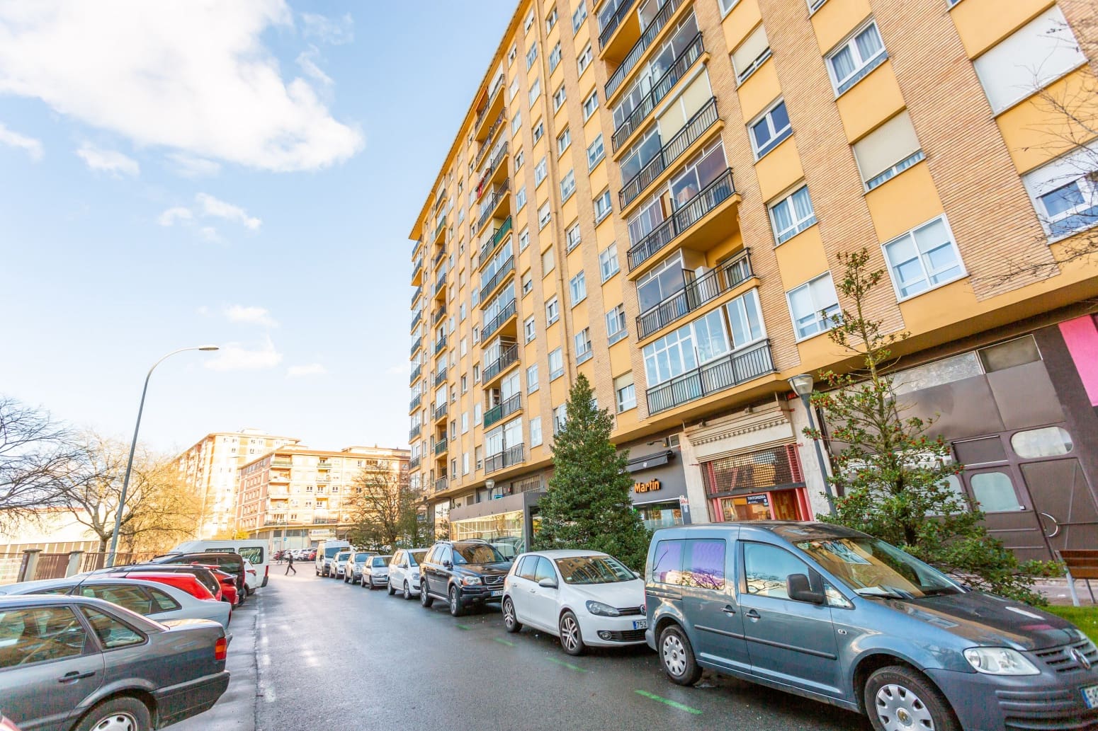 Erhverv til leje i Baranain - € 490 (Ref: 6701883)