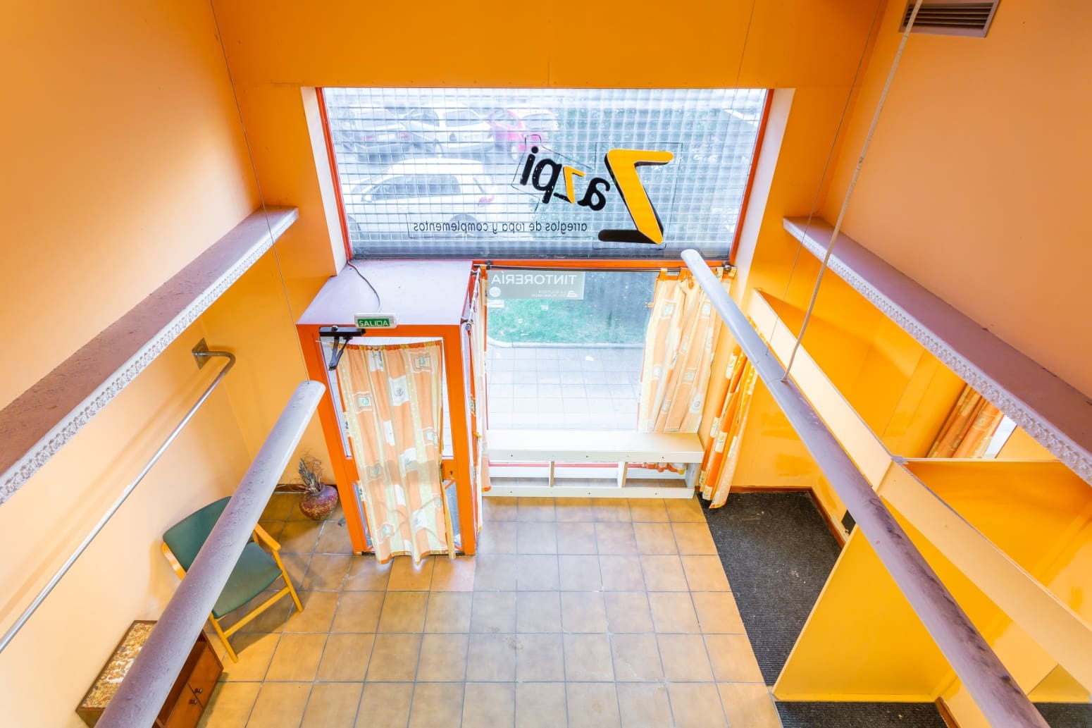 Erhverv til leje i Baranain - € 490 (Ref: 6701883)