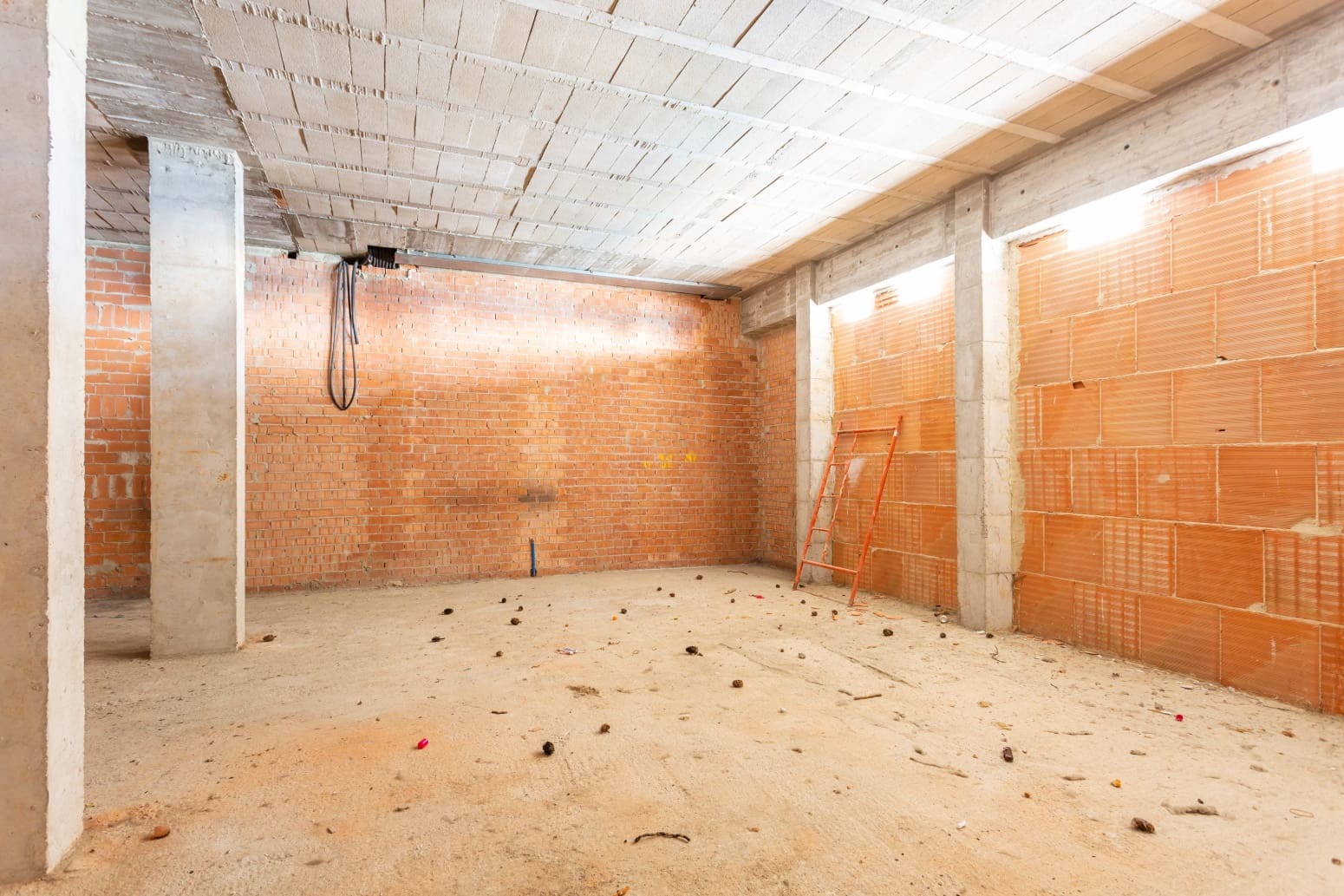 Erhverv til salg i Huarte - € 225.000 (Ref: 6745265)