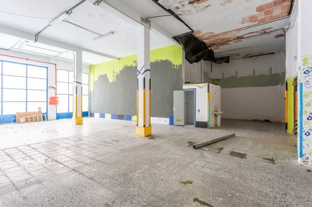 Commercial for sale in Berriozar - € 390,000 (Ref: 6829217)