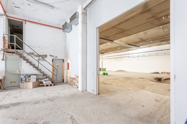 Commercial for sale in Berriozar - € 390,000 (Ref: 6829217)