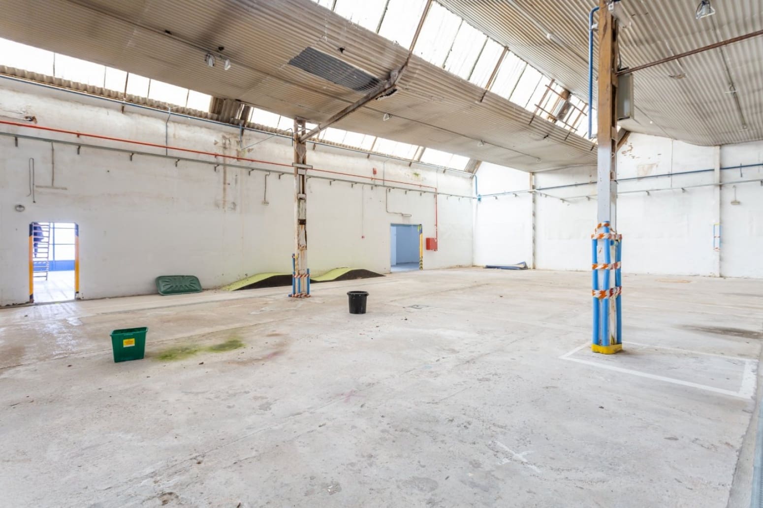 Kommersiell till salu i Berriozar - 390 000 € (Ref: 6829217)