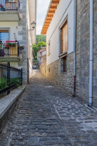 Building Plot for sale in Garde - € 43,000 (Ref: 6870015)