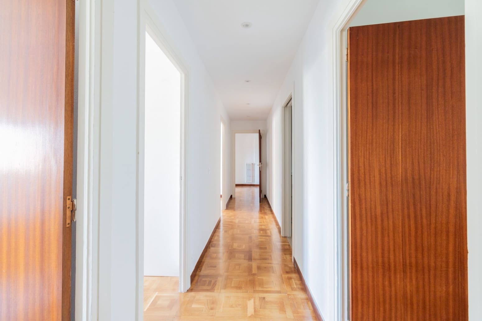 4 bedroom Flat for rent in Pamplona / Iruna - € 1,400 (Ref: 6932294)