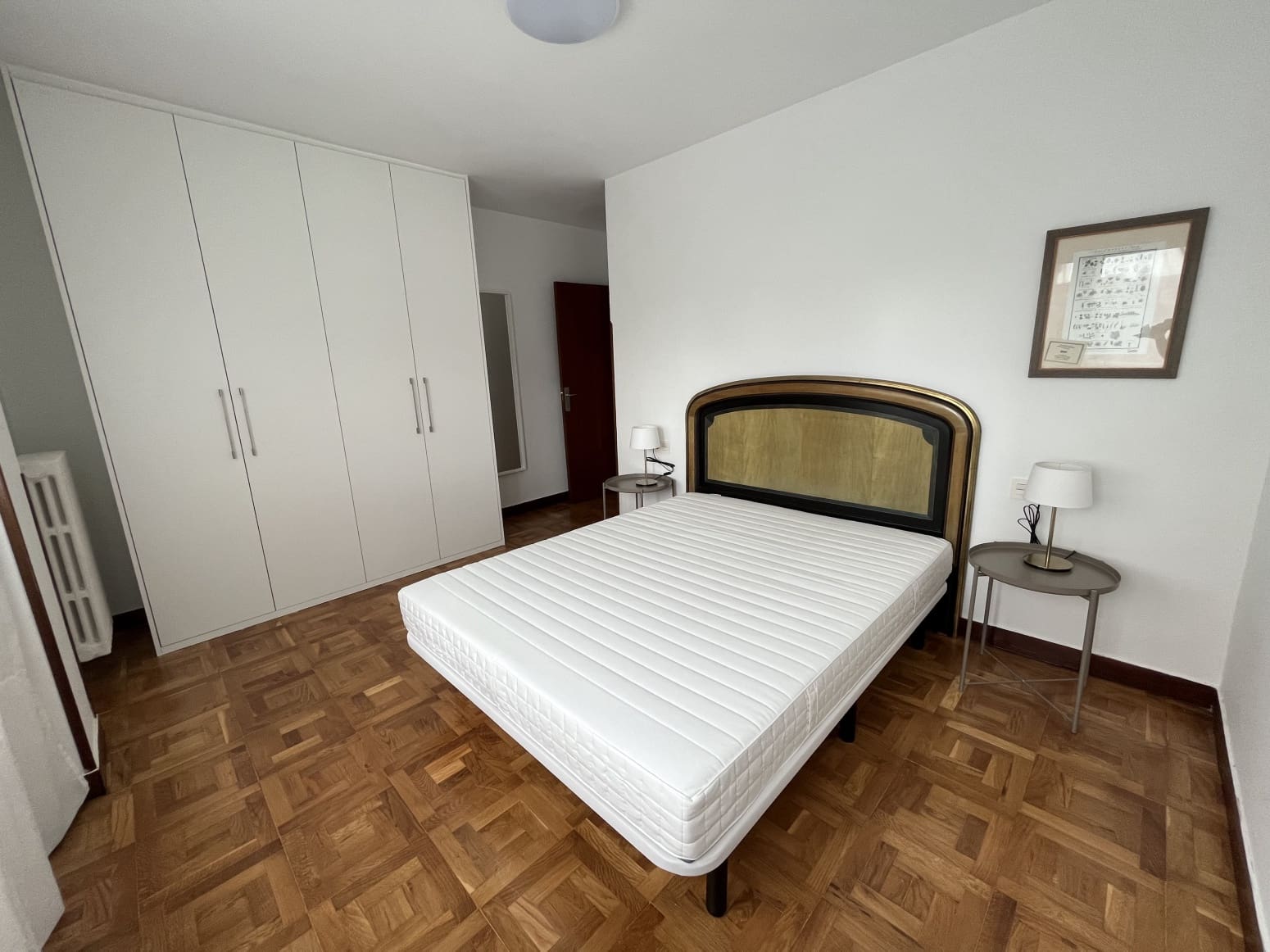 4 bedroom Flat for rent in Pamplona / Iruna - € 1,400 (Ref: 6932294)