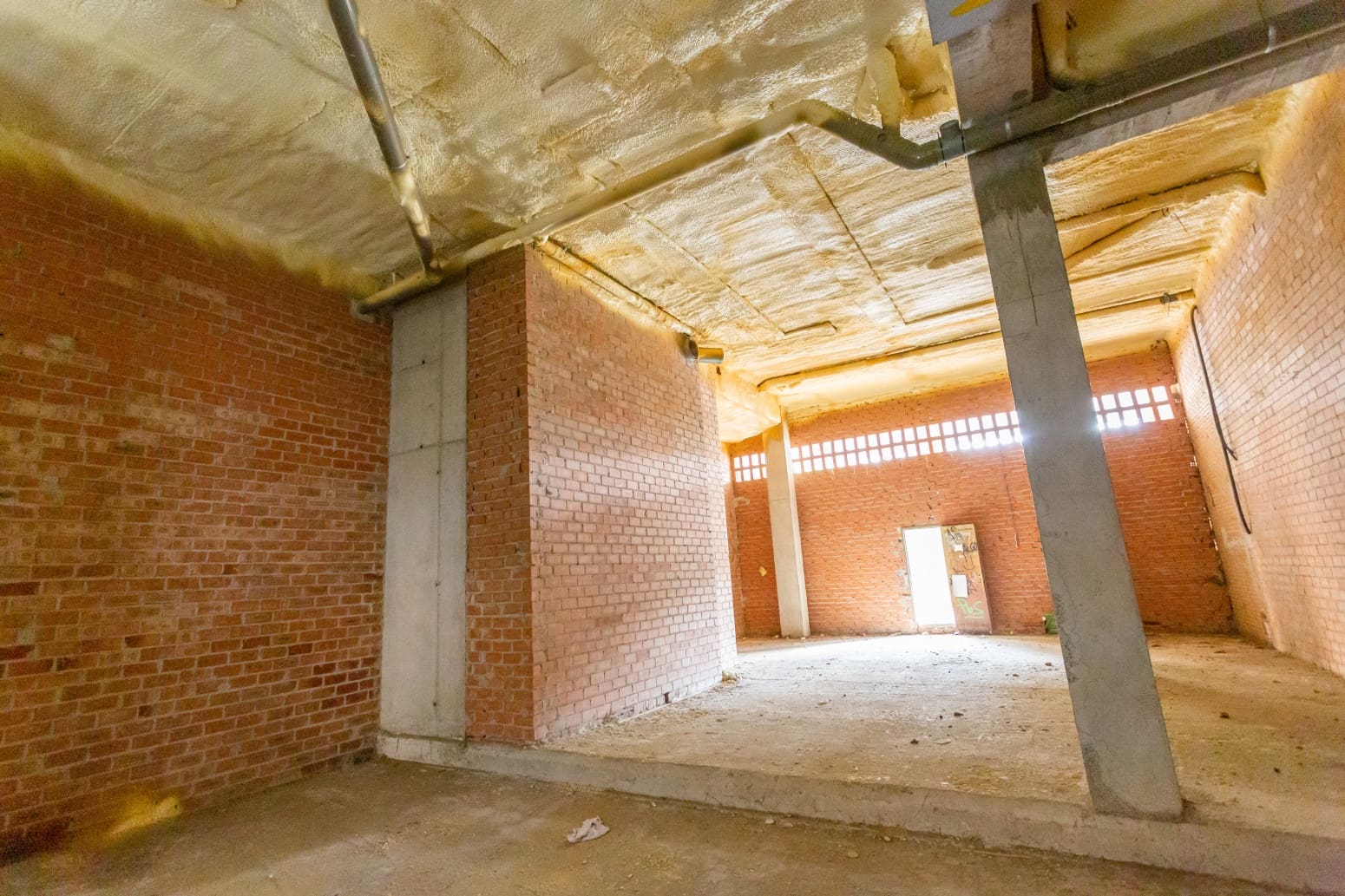 Commercial for sale in Pamplona / Iruna - € 235,000 (Ref: 6932297)