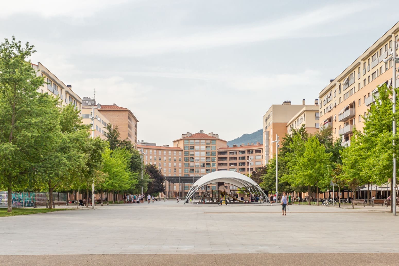 Commercial for sale in Pamplona / Iruna - € 235,000 (Ref: 6932297)