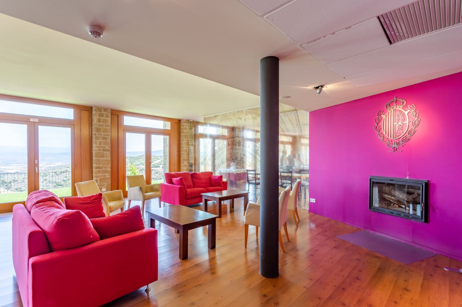 Comercial para venda em Sos del Rey Catolico - 1 650 000 € (Ref: 6999328)