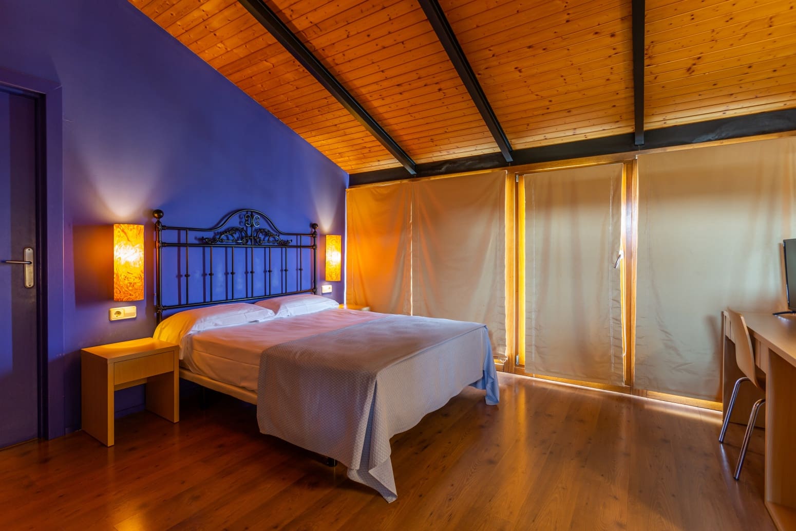 Comercial para venda em Sos del Rey Catolico - 1 650 000 € (Ref: 6999328)