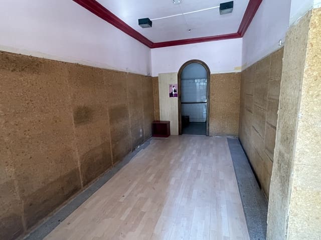Commercial for sale in Tafalla - € 510,000 (Ref: 7018687)