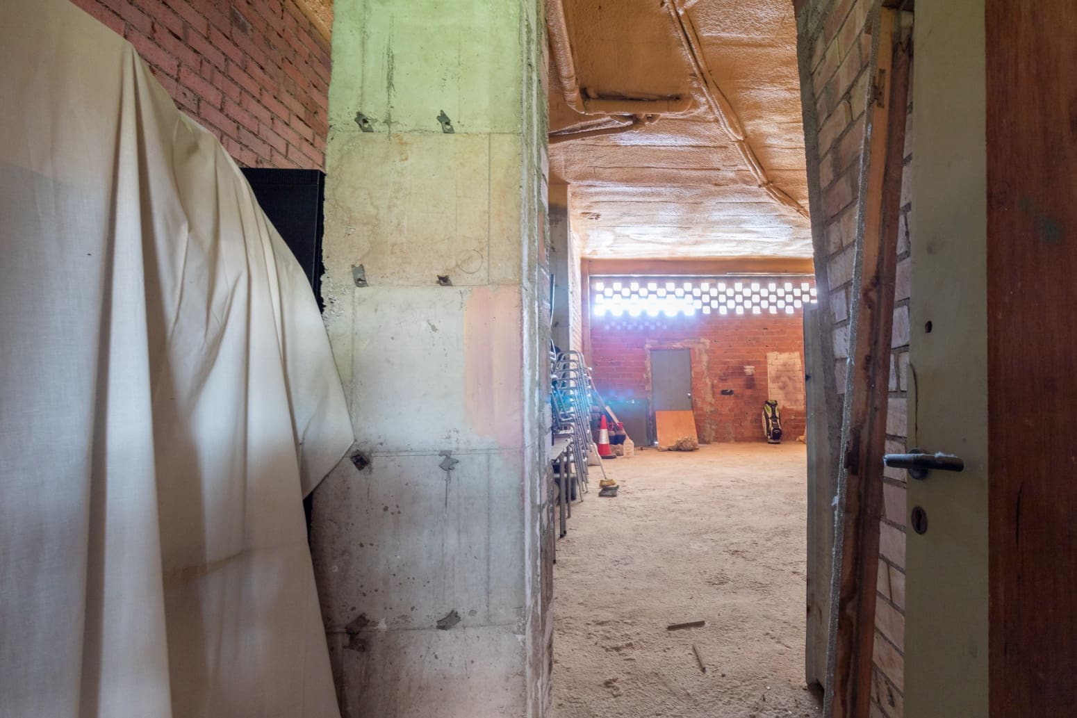 Local Comercial en Pamplona / Iruña en venta - 100.000 € (Ref: 7027090)