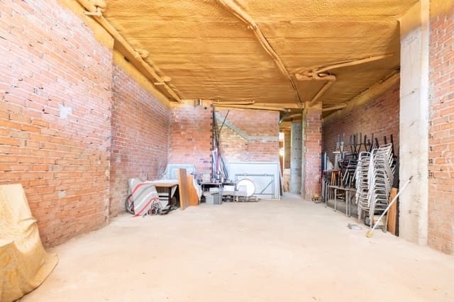 Commerciale in vendita in Pamplona - 100.000 € (Rif: 7027090)