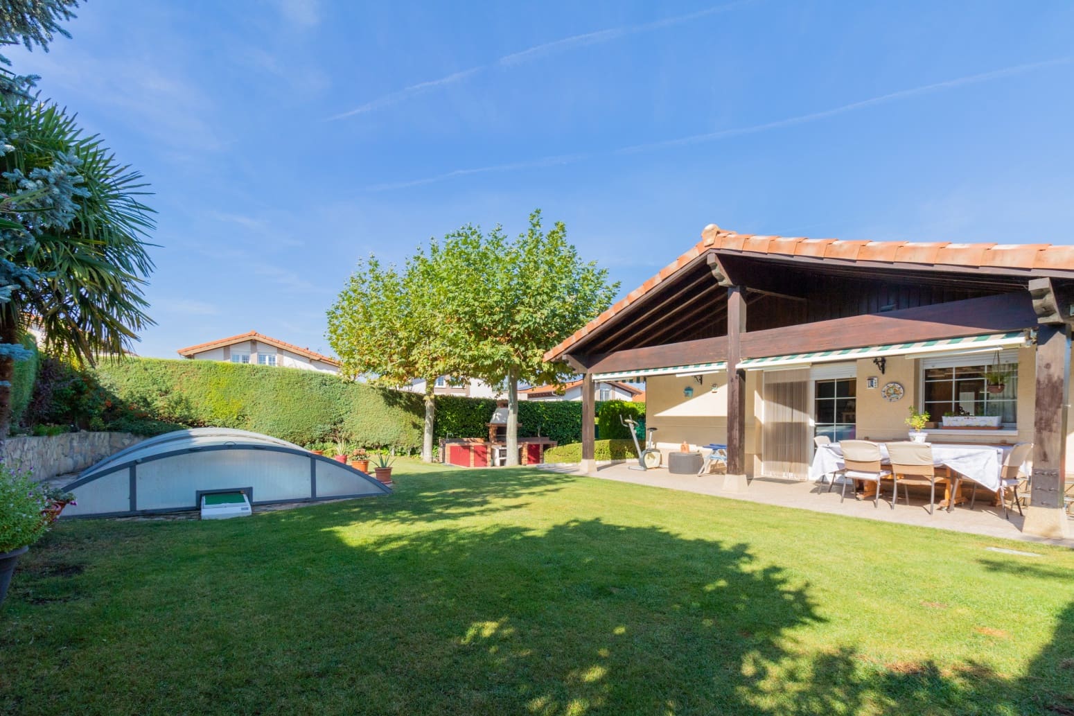 3 sypialnia Willa na sprzedaż w Ayegui z basenem - 200 000 € (Ref: 7098693)