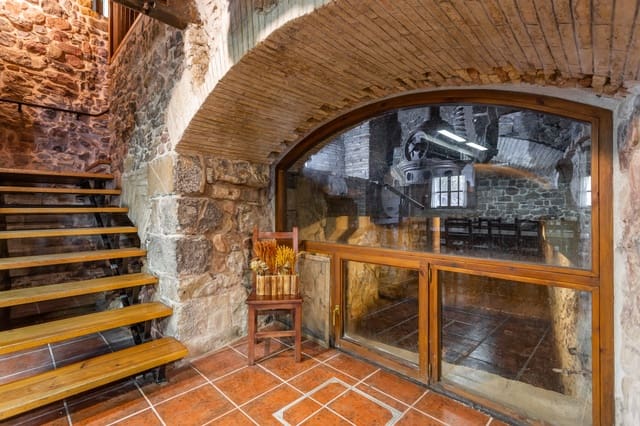 Villa til salg i Aoiz / Agoitz - € 575.000 (Ref: 7187388)