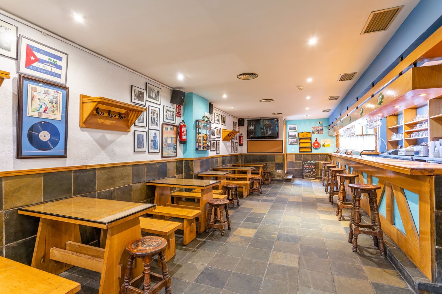 Comercial para venda em Pamplon - 165 000 € (Ref: 7211312)