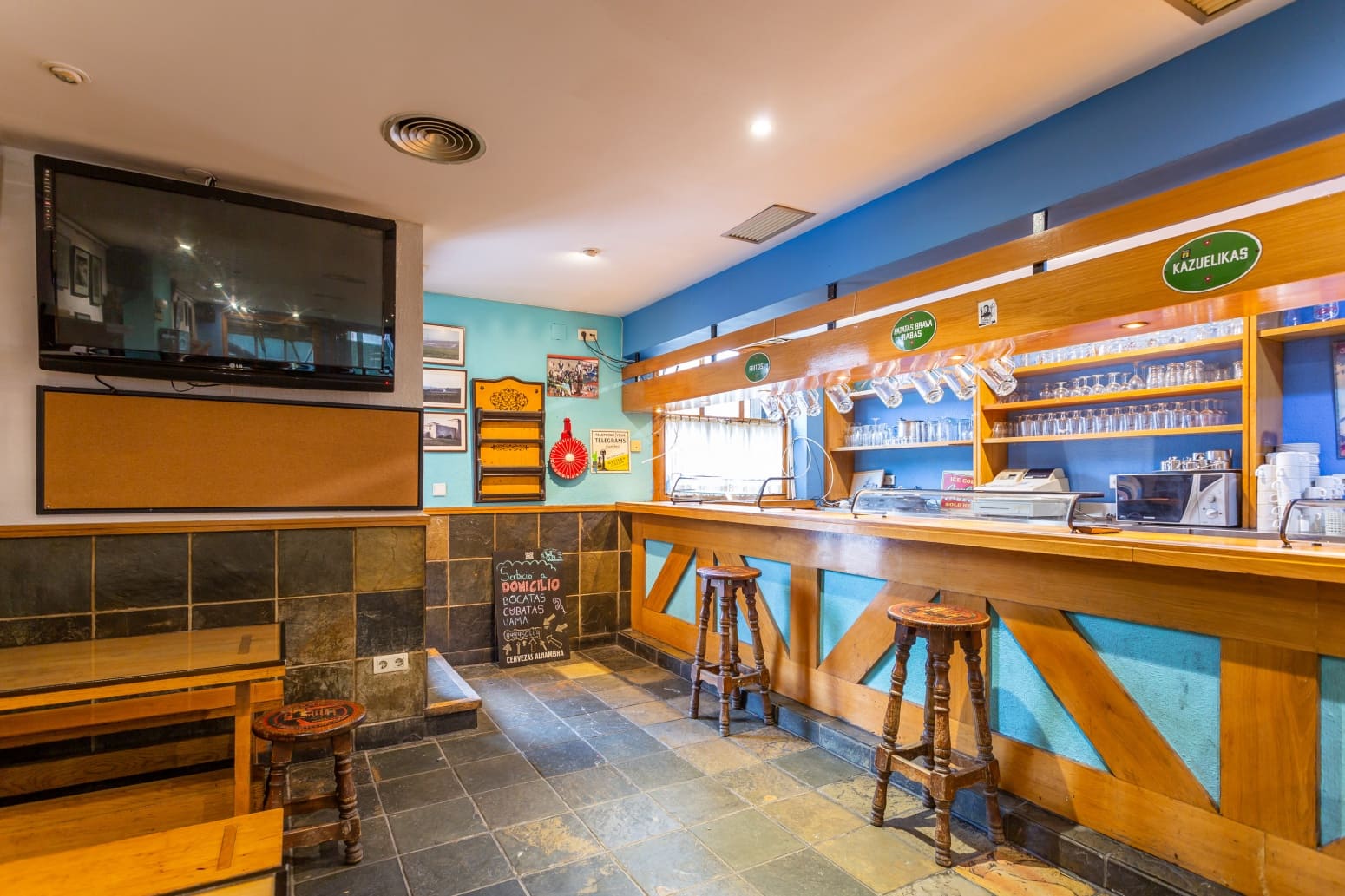 Comercial para venda em Pamplon - 165 000 € (Ref: 7211312)