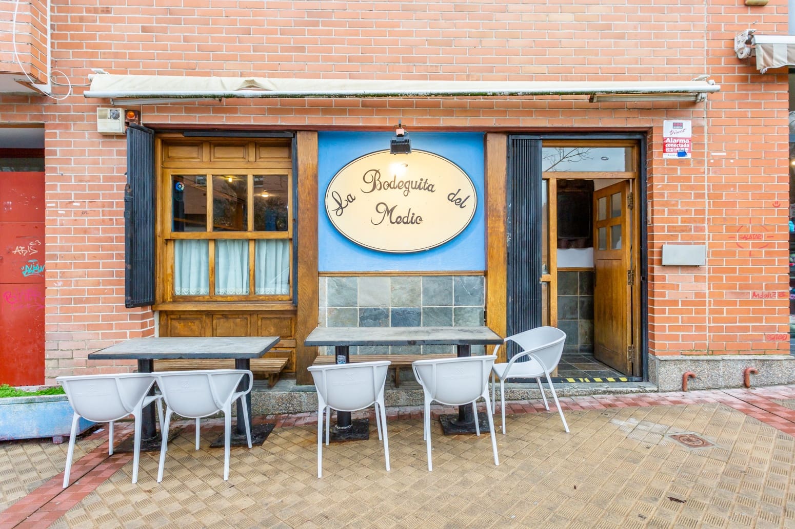 Comercial para venda em Pamplon - 165 000 € (Ref: 7211312)