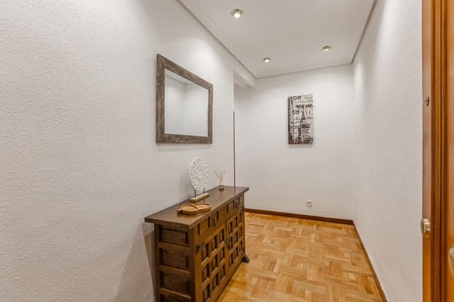 Piso de 3 habitaciones en Pamplona / Iruña en alquiler - 800 € (Ref: 7238763)