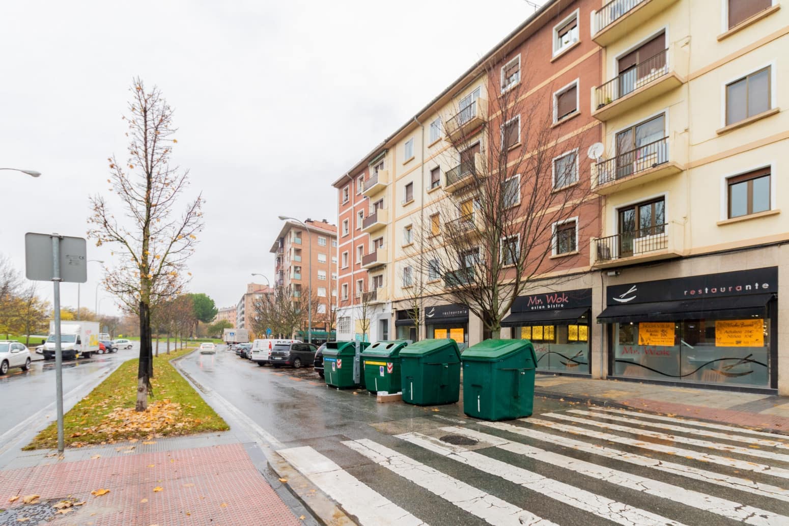 Biznes na sprzedaż w Pampeluna - 950 000 € (Ref: 7288533)