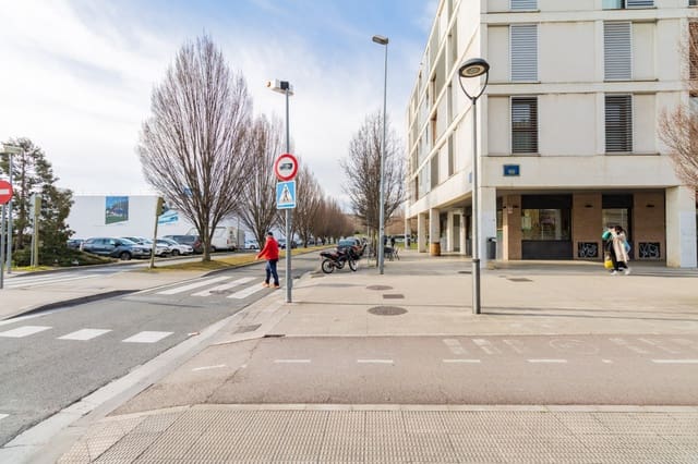 Entreprise à vendre à Berriozar - 450 000 € (Ref: 7398666)