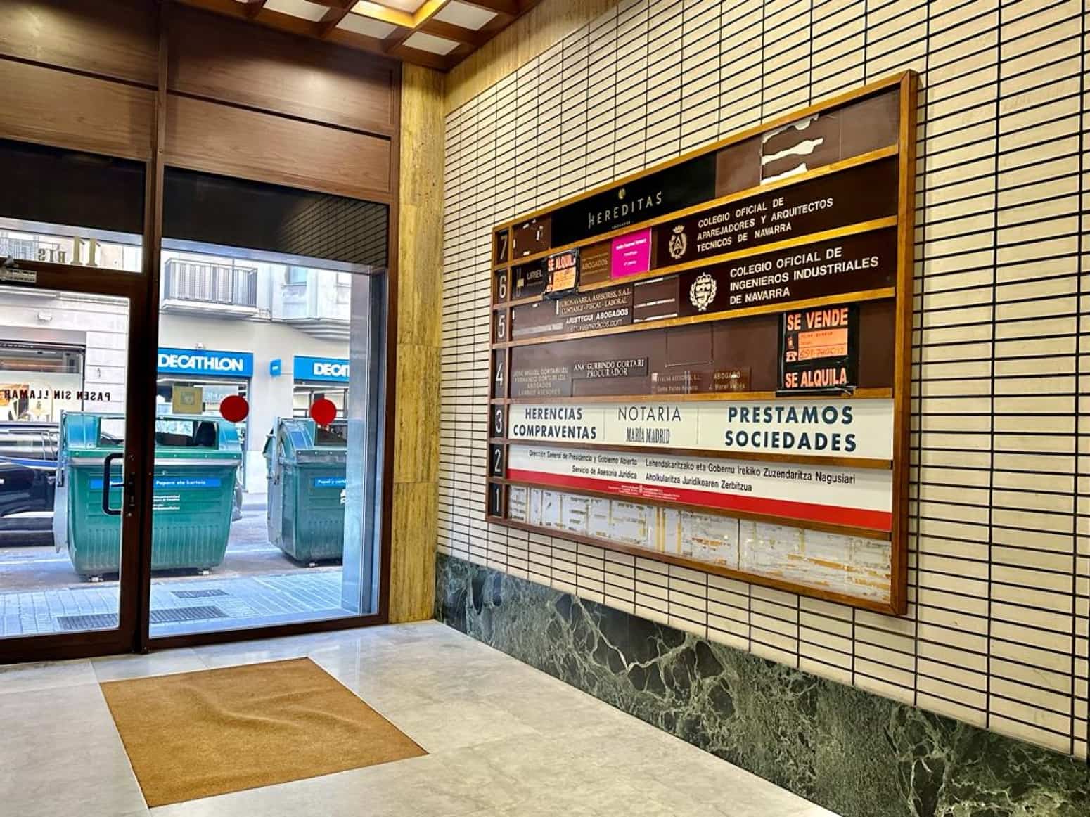 Biuro do wynajęcia w Pampeluna - 650 € (Ref: 7451728)