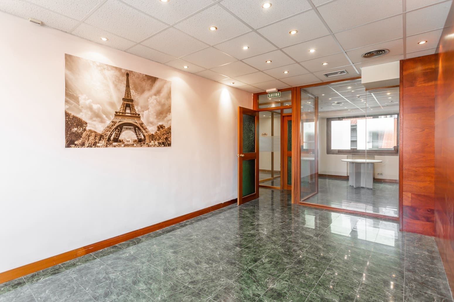 Biuro do wynajęcia w Pampeluna - 650 € (Ref: 7451728)