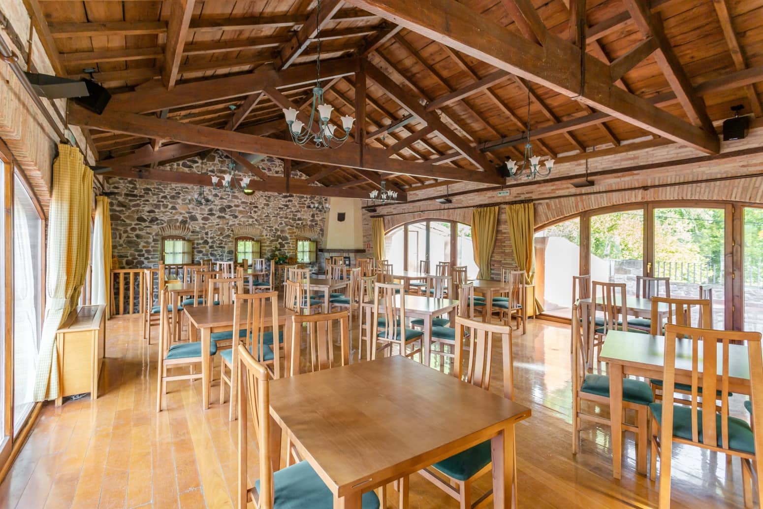 Virksomhed til salg i Aoiz / Agoitz - € 575.000 (Ref: 7513388)