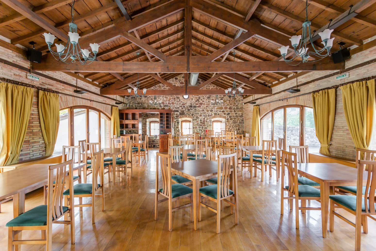 Virksomhed til salg i Aoiz / Agoitz - € 575.000 (Ref: 7513388)