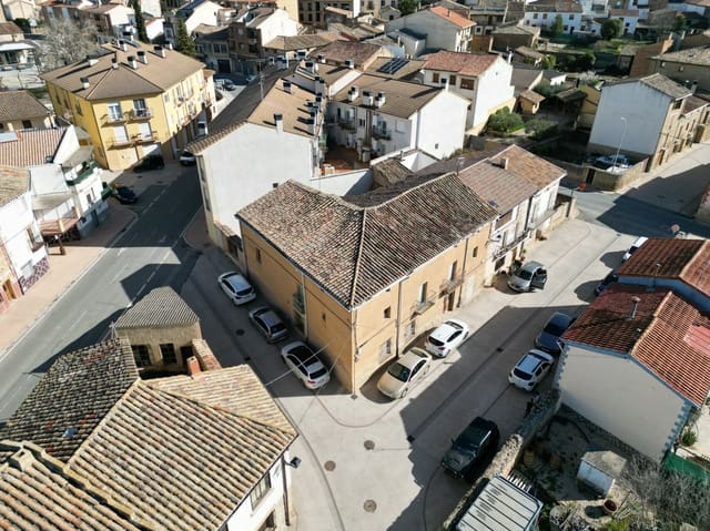 Villa for sale in Allo - € 60,000 (Ref: 7521114)