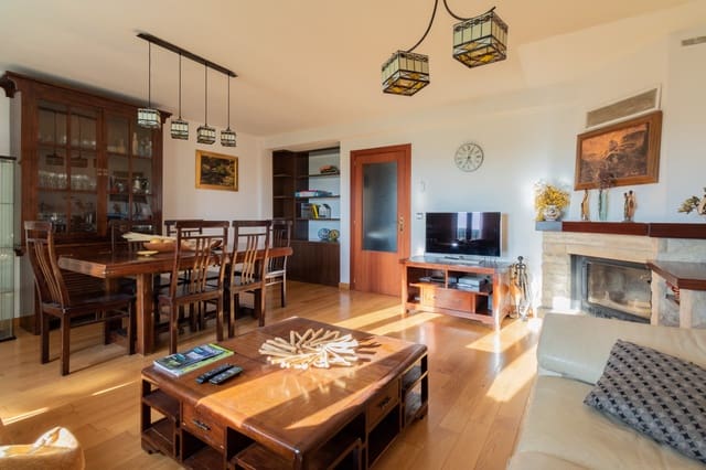 4 soveværelse Villa til salg i Cizur med garage - € 340.000 (Ref: 7530839)