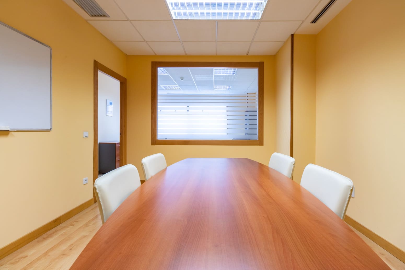 Local Comercial en Pamplona / Iruña en alquiler - 2.500 € (Ref: 7530841)