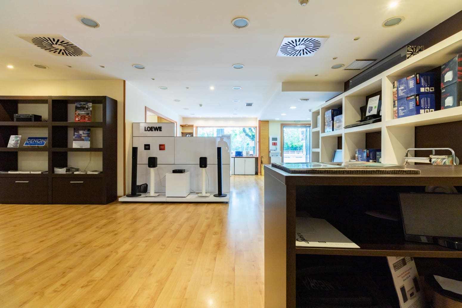 Local Comercial en Pamplona / Iruña en alquiler - 2.500 € (Ref: 7530841)