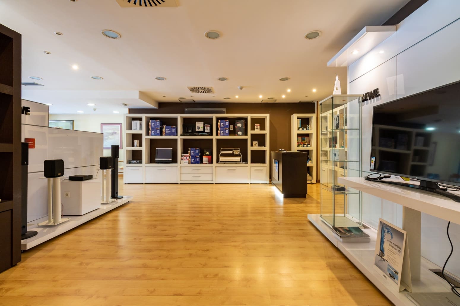 Local Comercial en Pamplona / Iruña en alquiler - 2.500 € (Ref: 7530841)