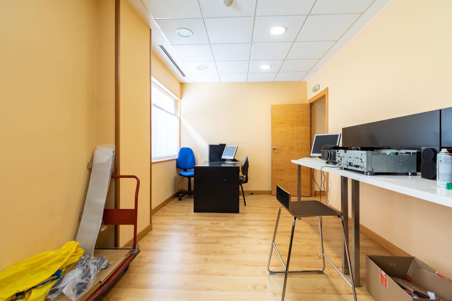 Local Comercial en Pamplona / Iruña en alquiler - 2.500 € (Ref: 7530841)