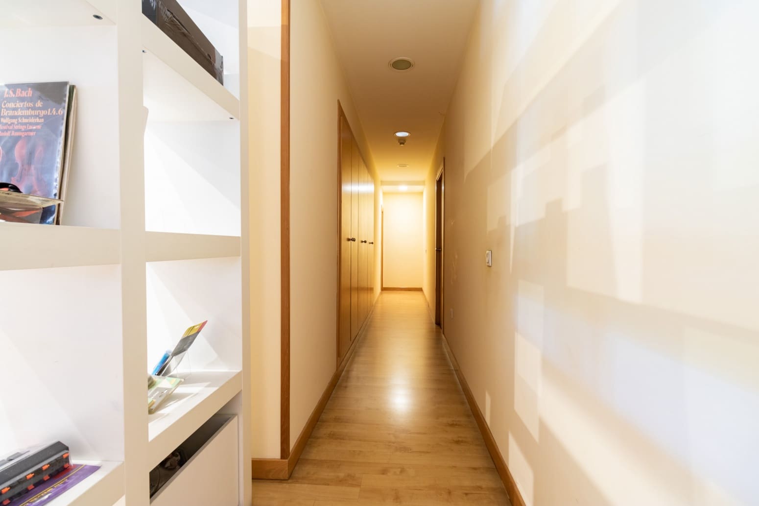 Local Comercial en Pamplona / Iruña en alquiler - 2.500 € (Ref: 7530841)