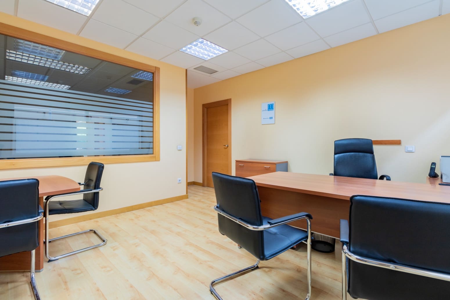 Local Comercial en Pamplona / Iruña en alquiler - 2.500 € (Ref: 7530841)