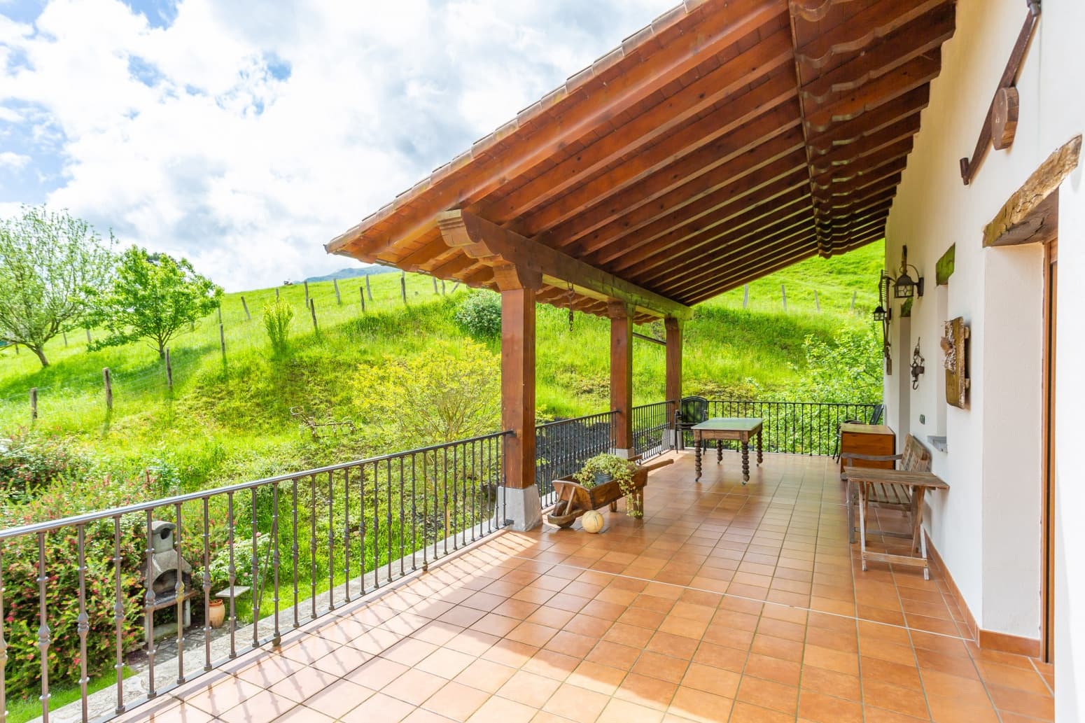 7 soveværelse Villa til salg i Araitz med garage - € 540.000 (Ref: 7562826)